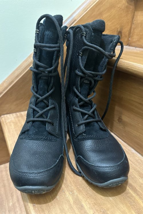 North Face Women Winter Boots In Black $225 Size 9.5