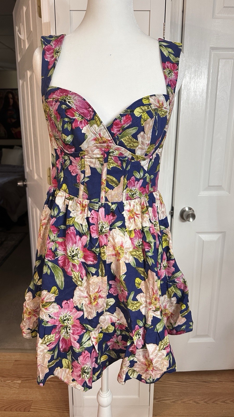 NWT Yumi Kim Sylvia Dress In Garden Navy $228 Size M