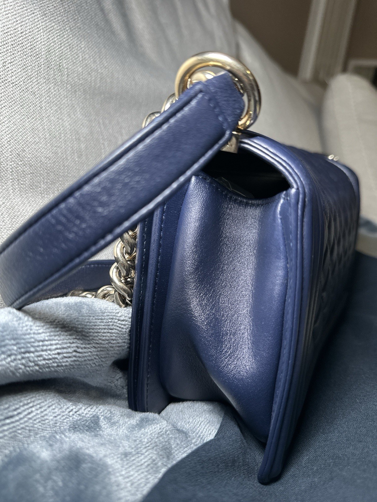 CHANEL LAMB SKIN LEBOY MEDIUM CHAIN SHOULDER BAG