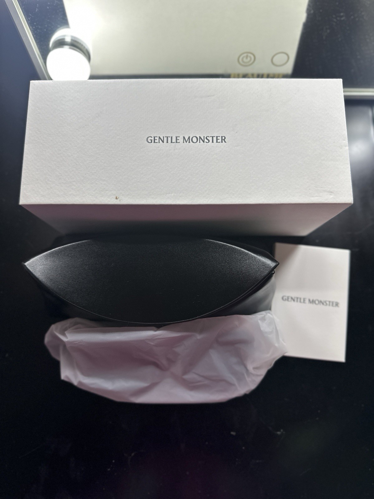 COMPLETE SET GENTLE MONSTER HER 01 Sunglasses