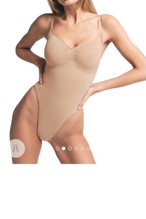 SKIMS Seamless Sculpt Thong Bodysuit in Clay Size Medium NWOT