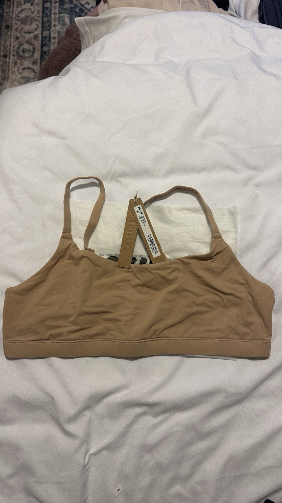NWT SKIMS FITS EVERYBODY SCOOP BRALETTE