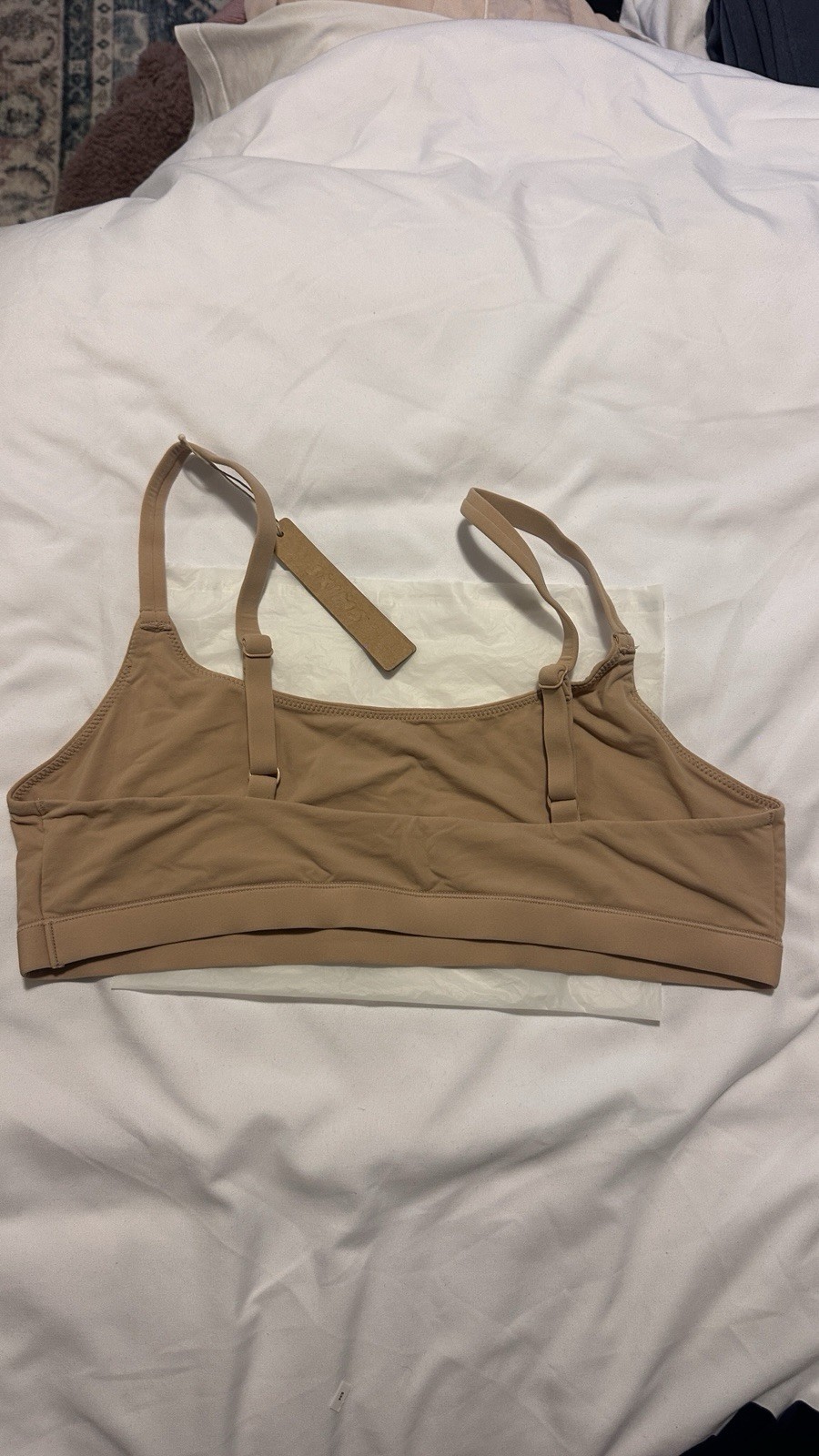 NWT SKIMS FITS EVERYBODY SCOOP BRALETTE