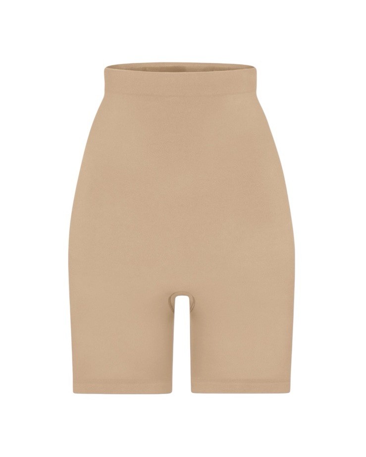 NWOT SKIMS HIGH WAISTED ABOVE THE KNEE SHORT