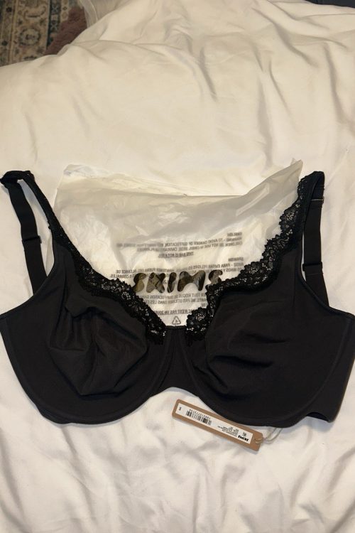 NWT SKIMS FITS EVERYBODY LACE UNLINED FULL COVERAGE BRA