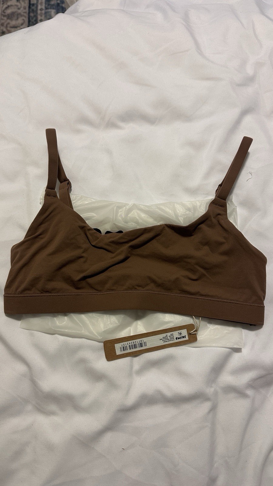 NWT SKIMS FITS EVERYBODY SCOOP BRALETTE